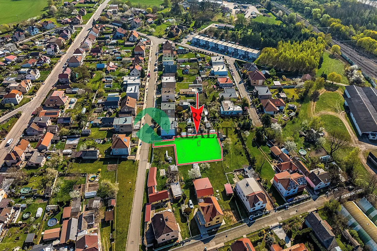 Prodej stavebního pozemku 766 m²