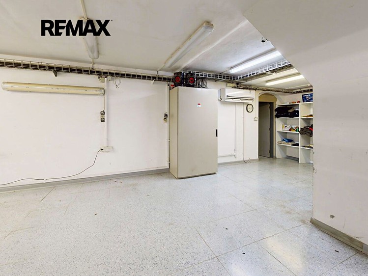 Gewerbefläche zum Kauf, 2.147 m² (40 von 42)