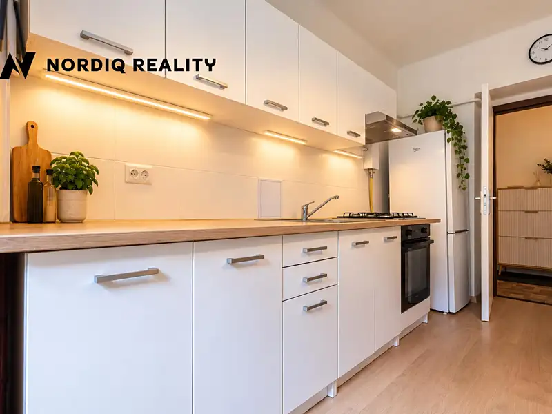 Prodej bytu 2+kk 42 m², Teplice – náhled fotky 2