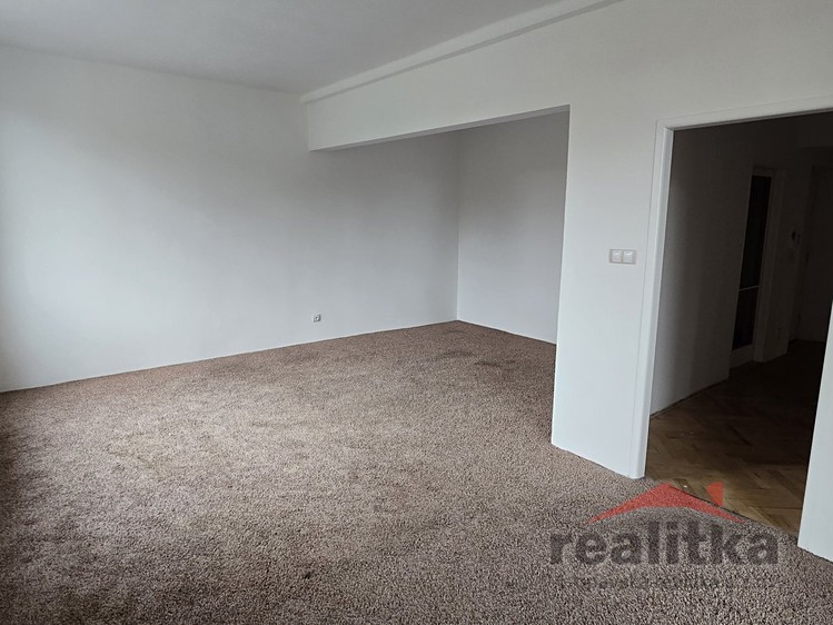 Pronájem bytu 2+1, 80 m² (8 z 15)