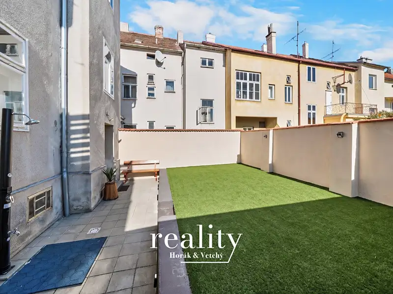 Pronájem bytu 2+1 65 m², Znojmo – náhled fotky 2