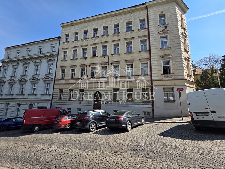 Pronájem bytu 2+kk, 40 m² (8 z 10)