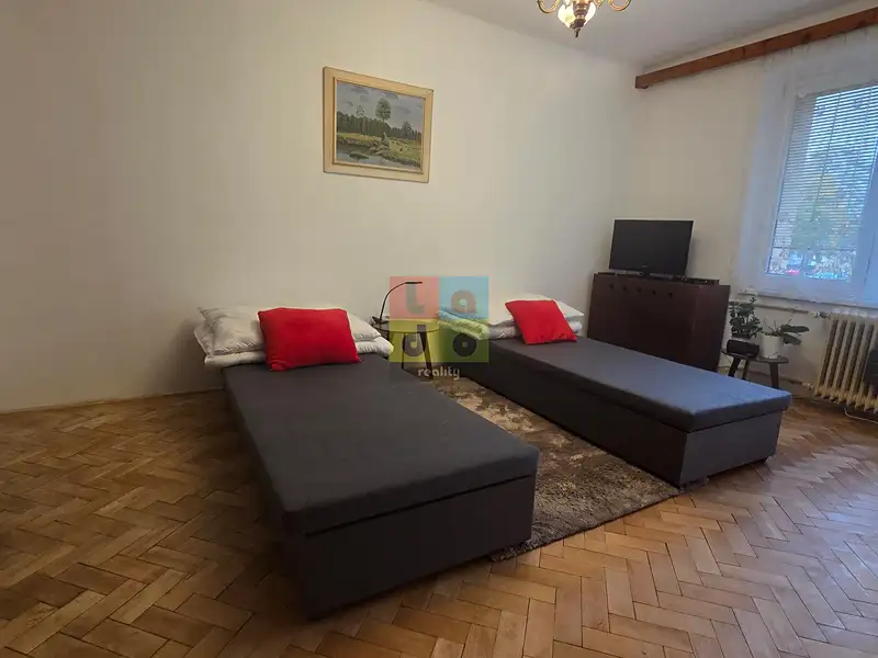 Pronájem bytu 2+1 47 m², Poděbrady – náhled fotky 2