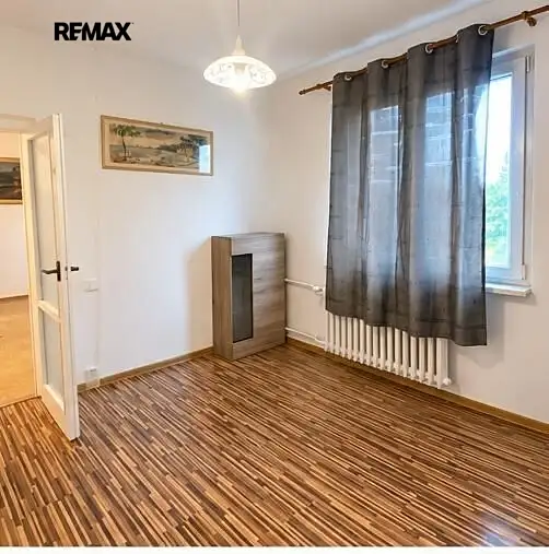 Pronájem bytu 2+1 51 m², Karlovy Vary – náhled fotky 2