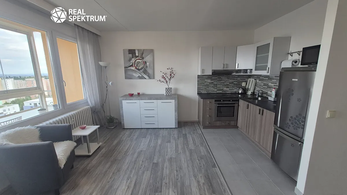 Pronájem bytu 1+kk 28 m²