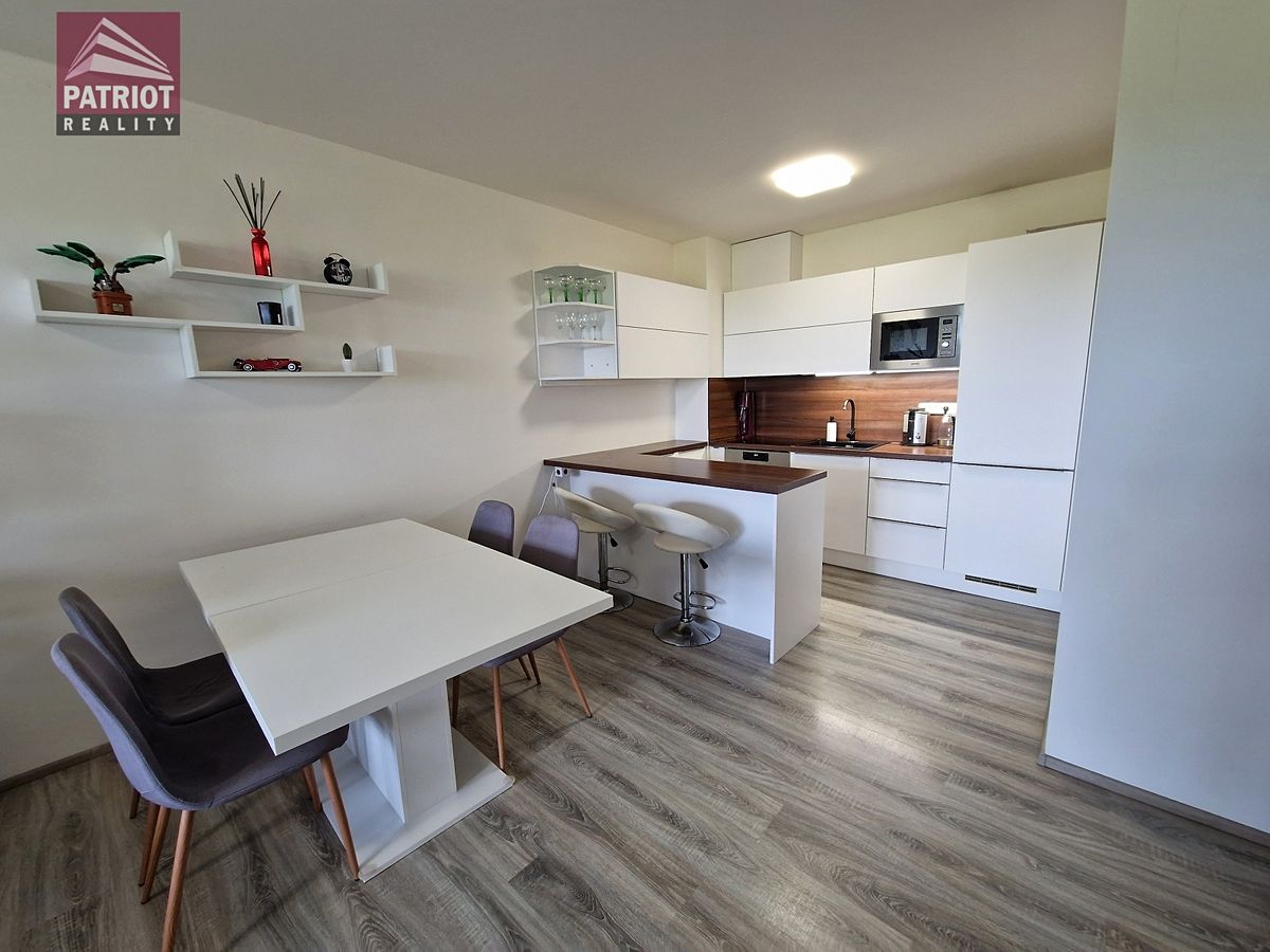 Pronájem bytu 2+kk 60 m²
