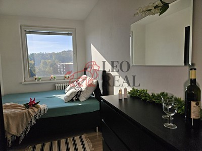 Prodej bytu 3+1, 65 m² (2 z 12)