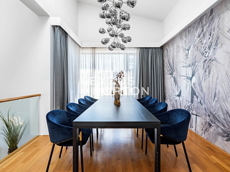 Будинок на продаж, 348 м² (2 з 19)