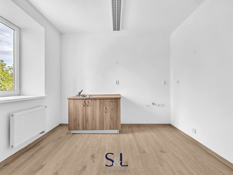 Комерційне приміщення на продаж, 325 м² (16 з 48)