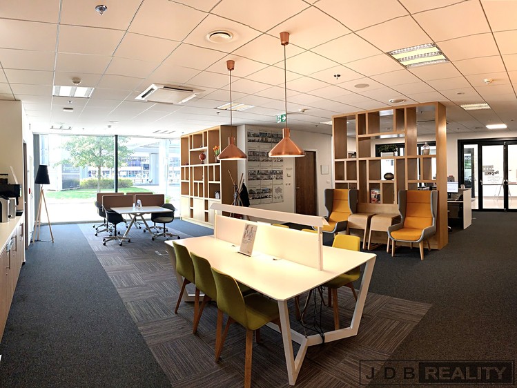 Pronájem komerčního prostoru, 25 m² (11 z 14)