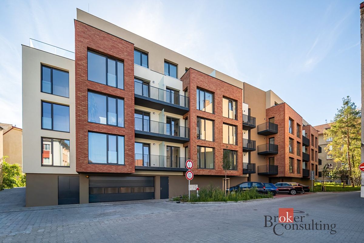 Pronájem bytu 2+kk 48 m²