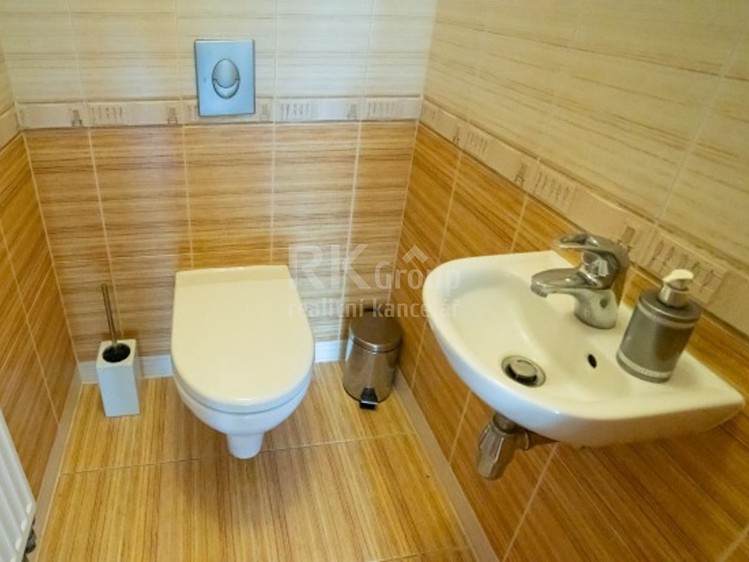 Prodej domu, 338 m² (23 z 47)