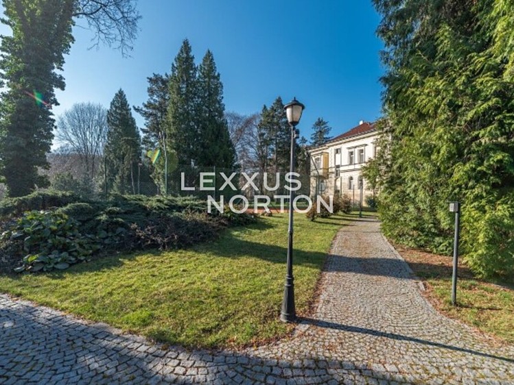 Будинок в оренду, 827 м² (22 з 26)