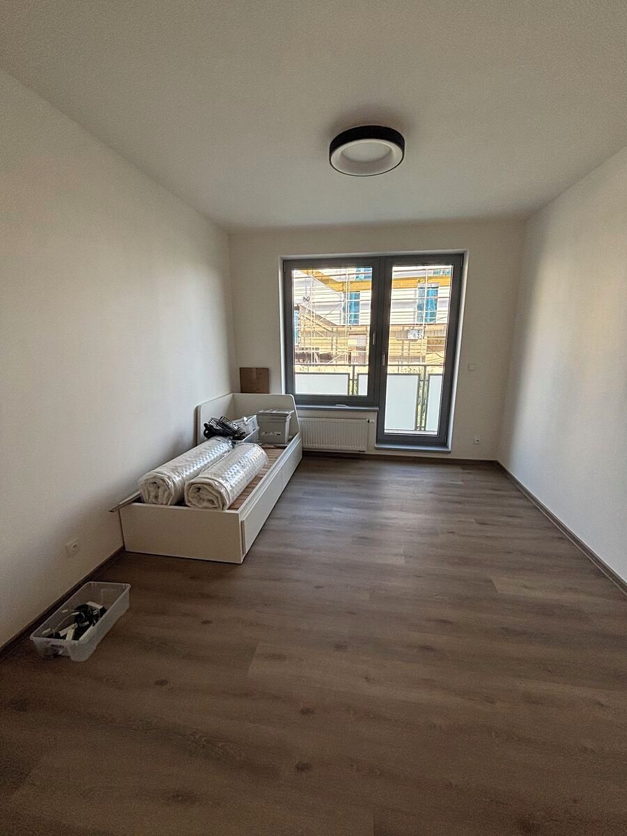 Pronájem bytu 1+kk 25 m² – fotografie 5