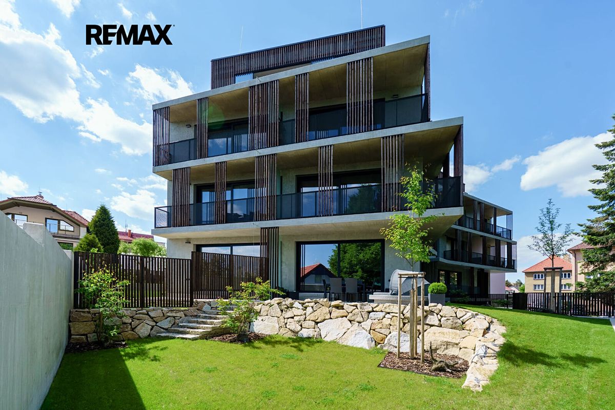 Prodej bytu 3+kk 86 m², Praha – fotka 1 z 3