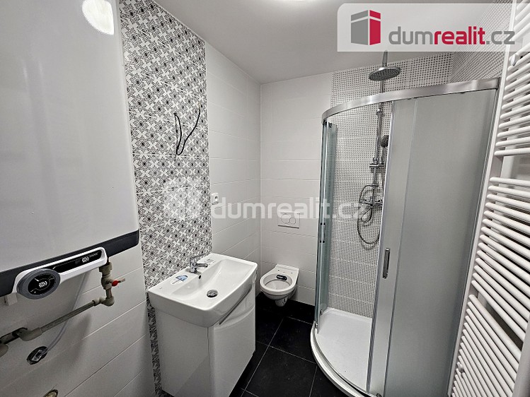 Pronájem bytu 2+kk, 50 m² (3 z 9)
