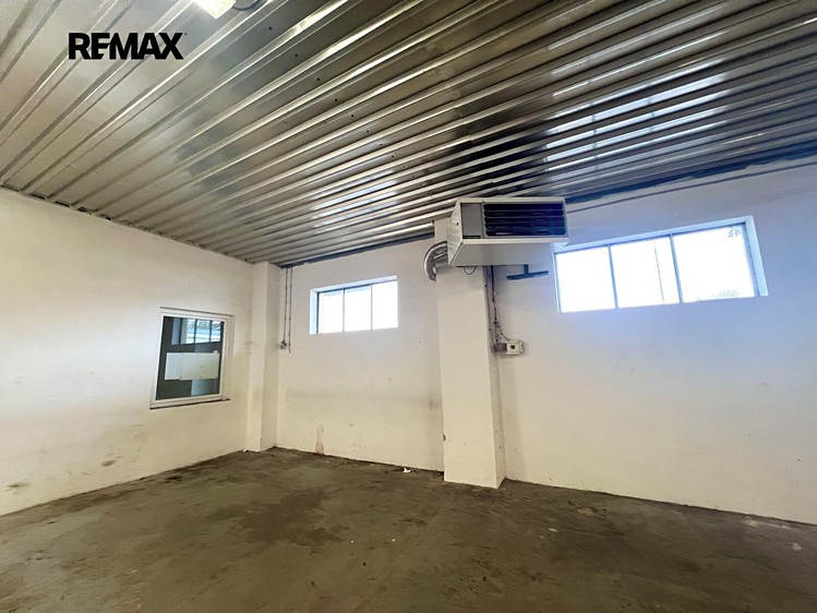 Pronájem komerčního prostoru, 368 m² (5 z 15)