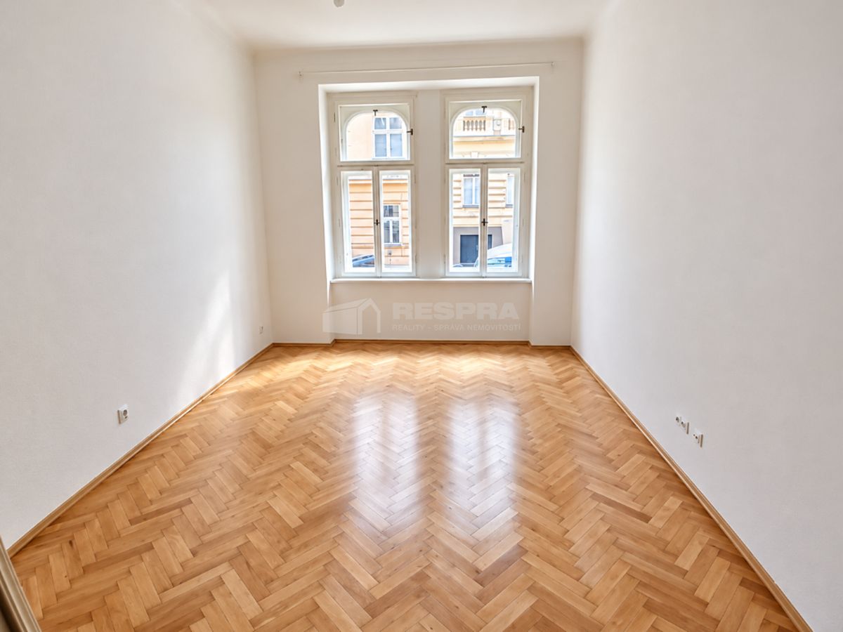 Pronájem bytu 1+1 50 m² – fotografie 4