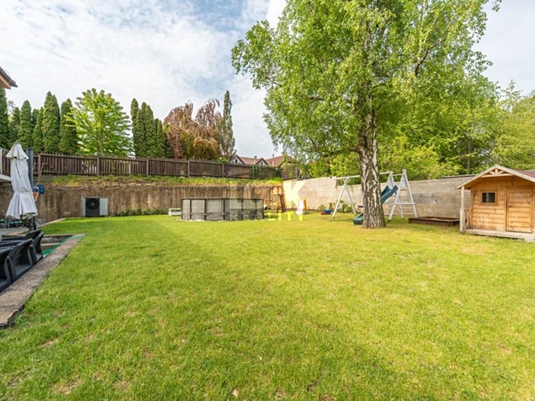 Haus zum Kauf, 438 m² (34 von 46)