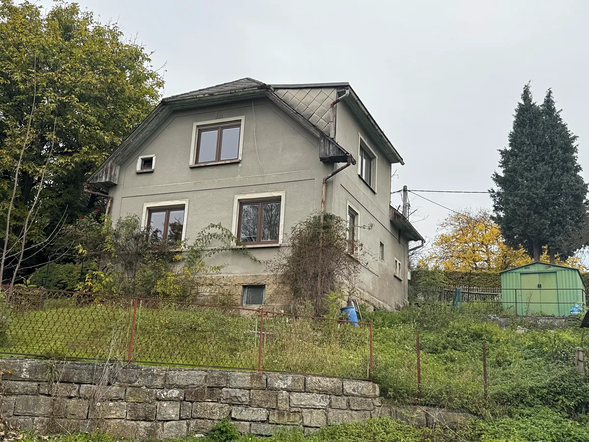 Prodej rodinného domu 90 m², pozemek 629 m²