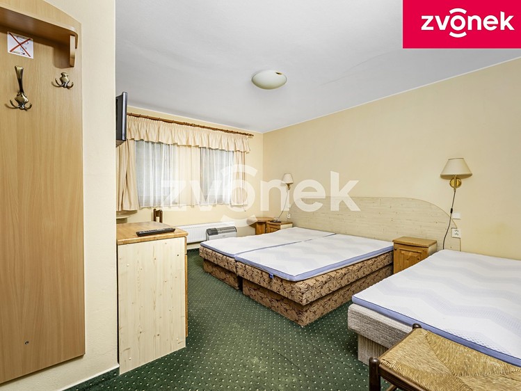 Будинок на продаж, 1 086 м² (29 з 44)