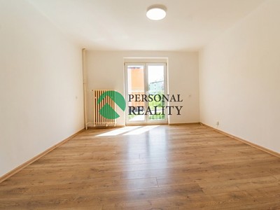 Wohnung 2+1 zur Miete, 54 m² (2 von 9)