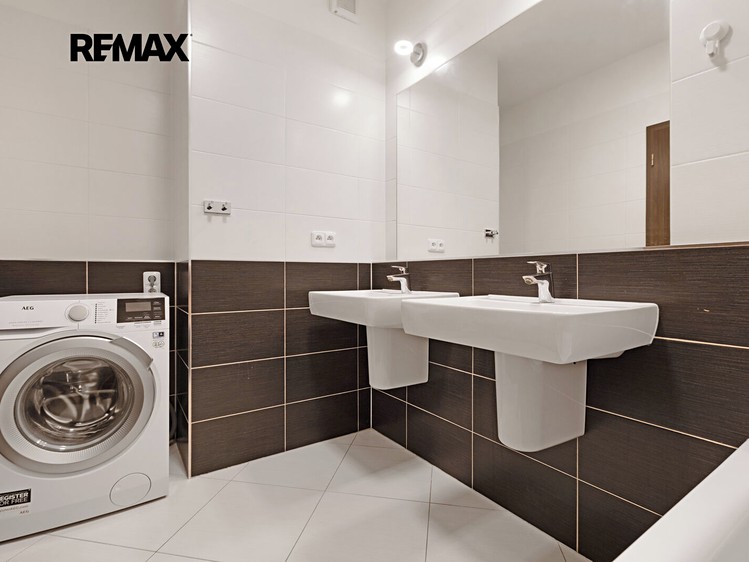 Квартира 4+kk на продаж, 107 м² (15 з 31)