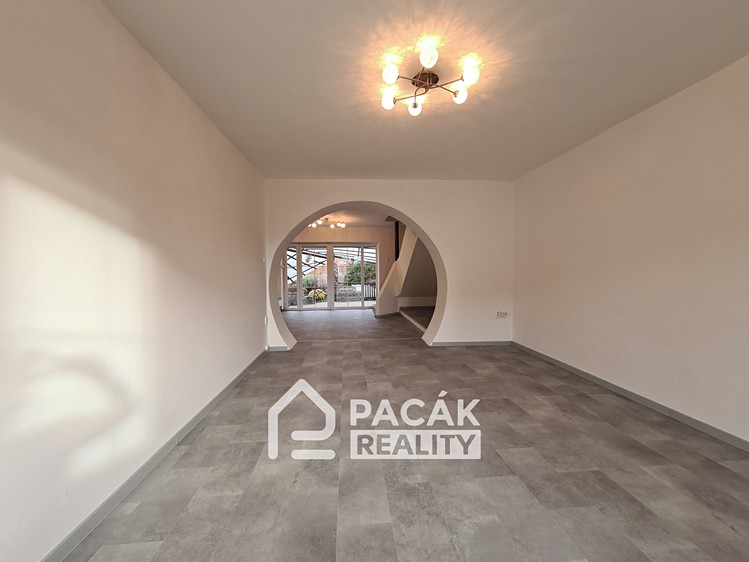 Будинок на продаж, 250 м² (6 з 38)