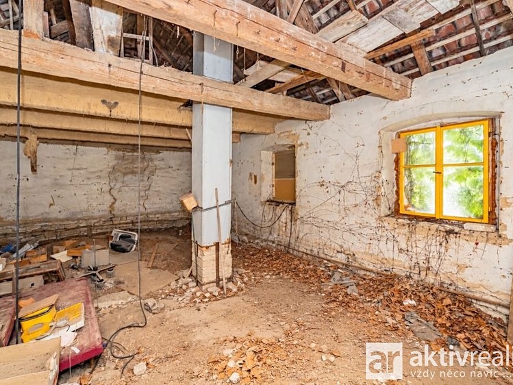 Prodej domu, 230 m² (28 z 41)