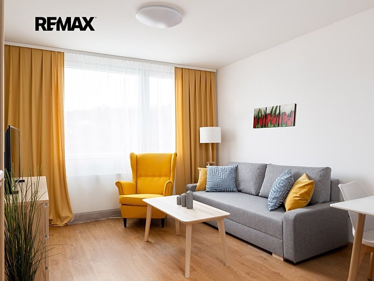 Prodej bytu 2+kk, 41 m² (2 z 6)