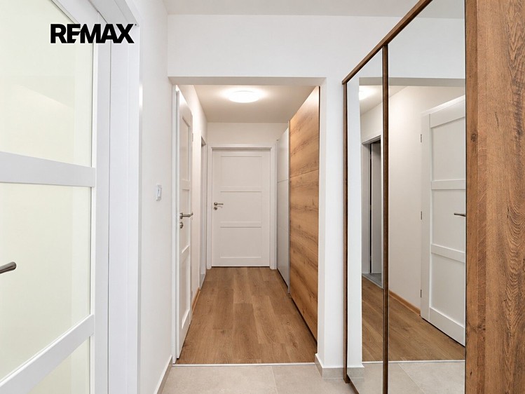 Pronájem bytu 3+1, 72 m² (10 z 10)