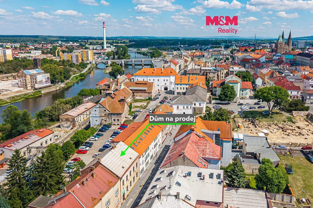 Prodej obchodního prostoru 230 m²