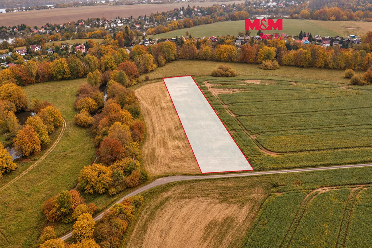 Prodej pole 14021 m²