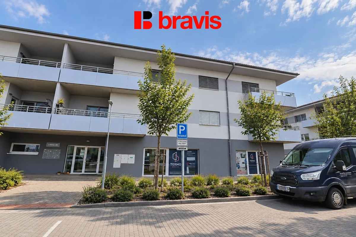 Pronájem obchodního prostoru 107 m²