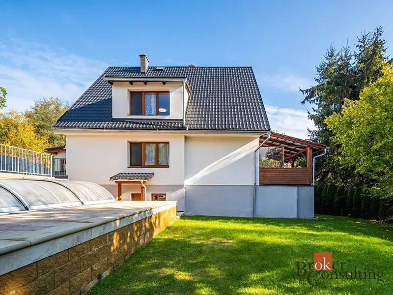 Prodej rodinného domu 279 m², pozemek 925 m², Sloup v Čechách – náhled fotky 2