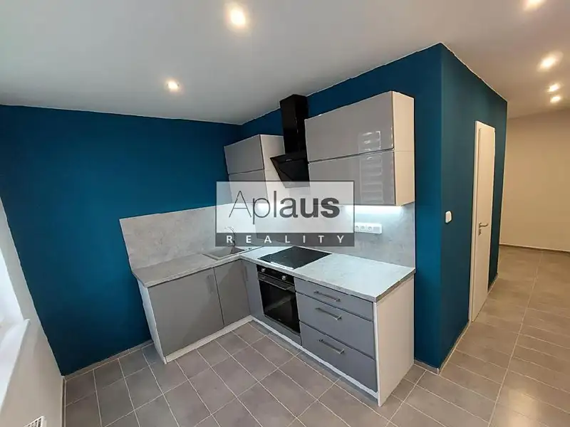 Prodej bytu 3+1 63 m², Český Krumlov – náhled fotky 1