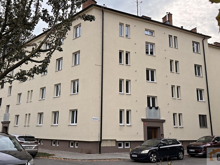 Квартира 2+1 в оренду, 71 м² (1 з 16)