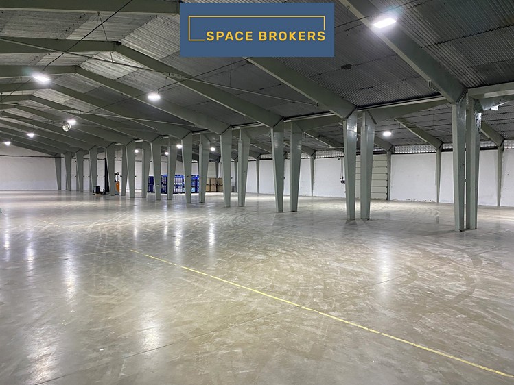 Комерційне приміщення в оренду, 1 000 м² (4 з 6)