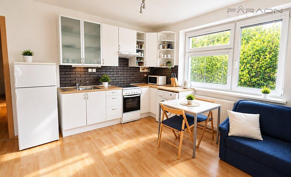 Pronájem bytu 2+kk 52 m² – fotografie 2