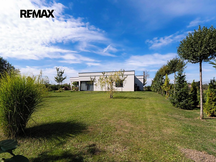 Prodej domu, 258 m² (36 z 36)