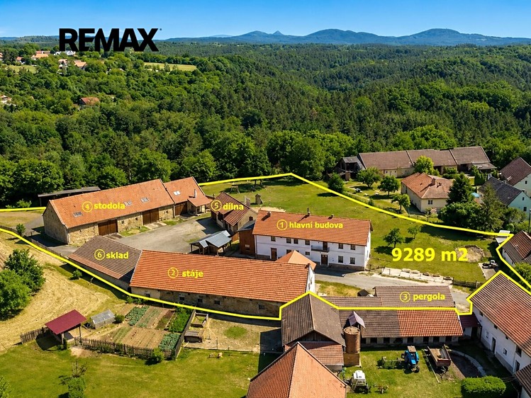 Prodej domu, 320 m² (2 z 76)