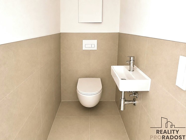 Prodej bytu 2+kk, 56 m² (6 z 9)
