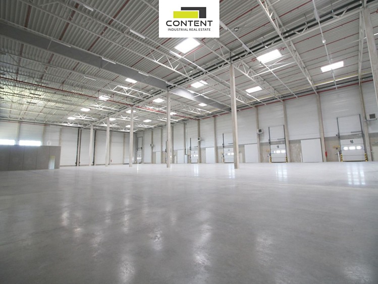 The Commercial space for rent, 4,870 m² (1 of 10)