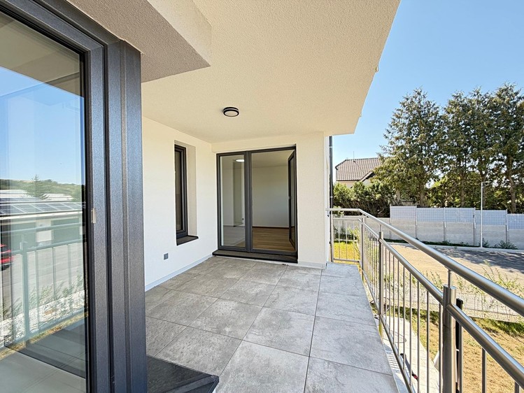 Pronájem bytu 2+kk, 48 m² (3 z 17)