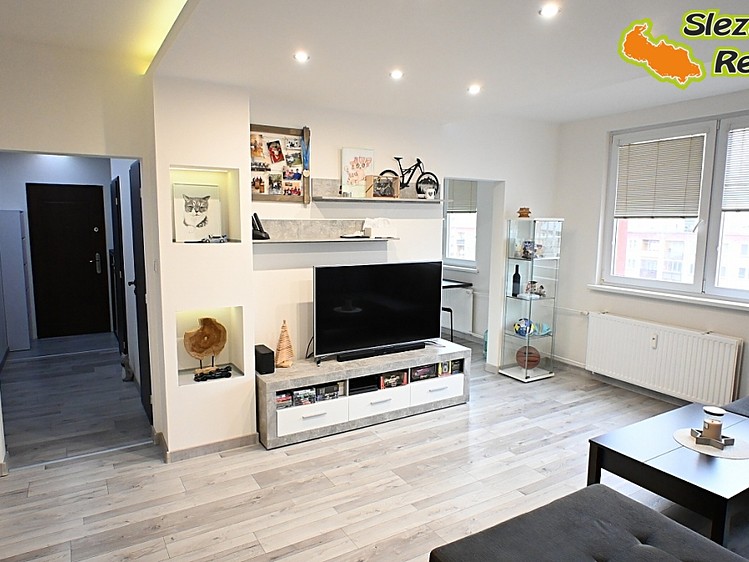Pronájem bytu 3+1, 72 m² (5 z 38)