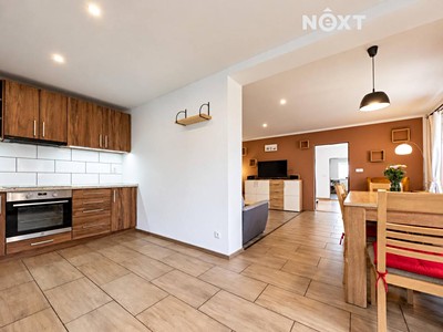 Prodej domu, 170 m² (2 z 19)