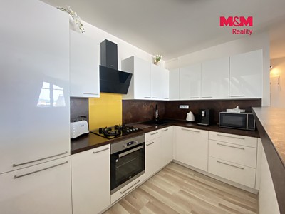 Pronájem bytu 3+kk, 71 m² (3 z 22)