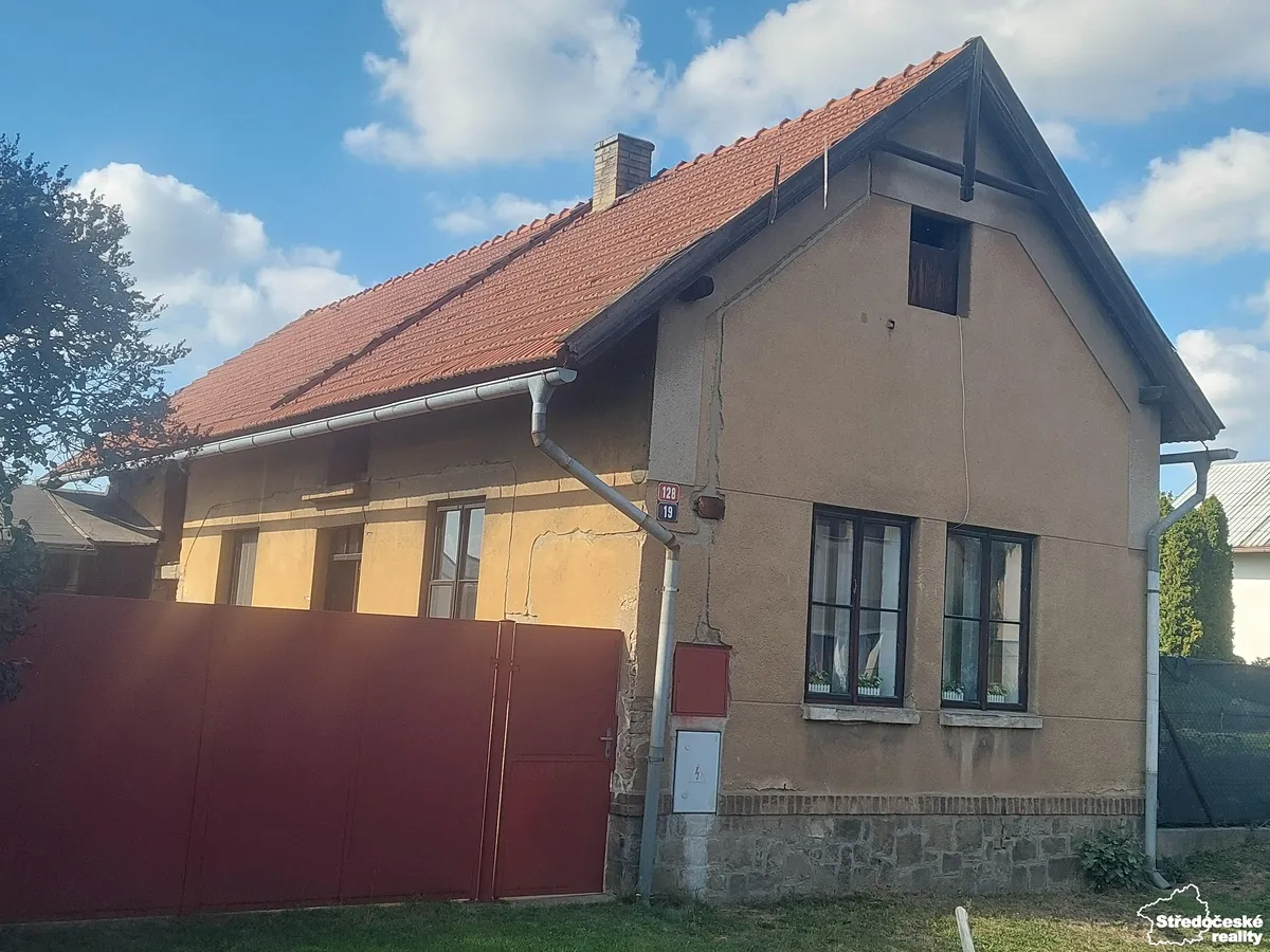Prodej rodinného domu 60 m², pozemek 1306 m²