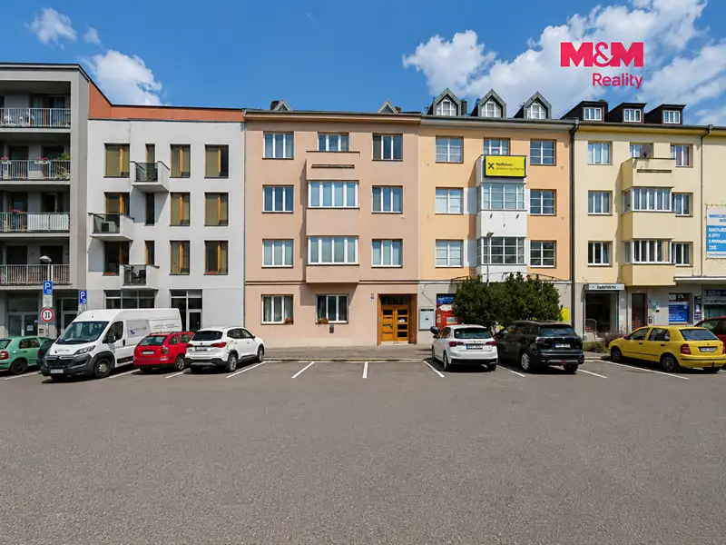 Prodej bytu 2+1 84 m², Hradec Králové – náhled fotky 3