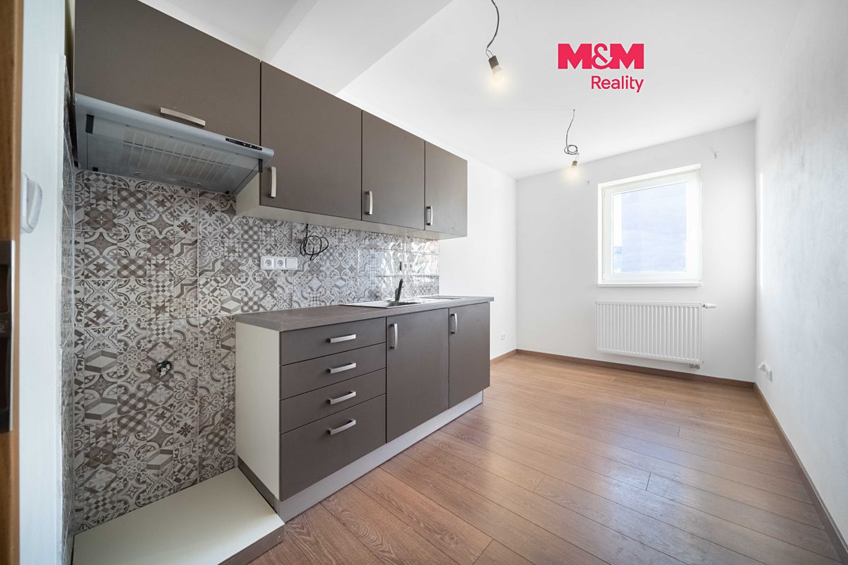 Pronájem bytu 2+1 64 m²